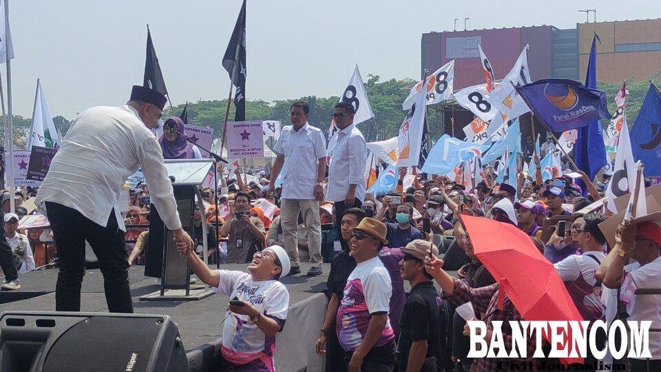 Dukungan Luas Masyarakat Mengiringi Pendaftaran Andra-Dimyati di KPU Banten